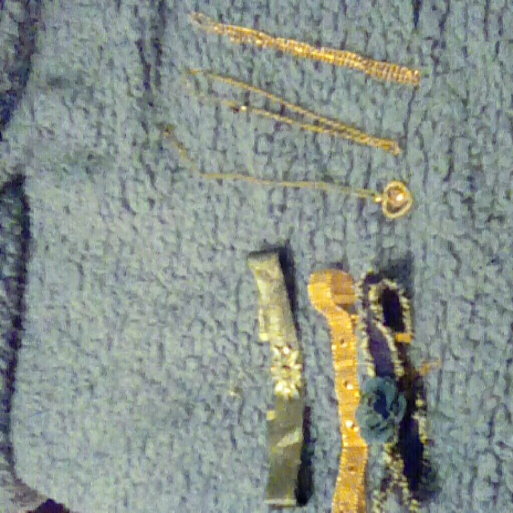 3 shockers and 3 necklaces